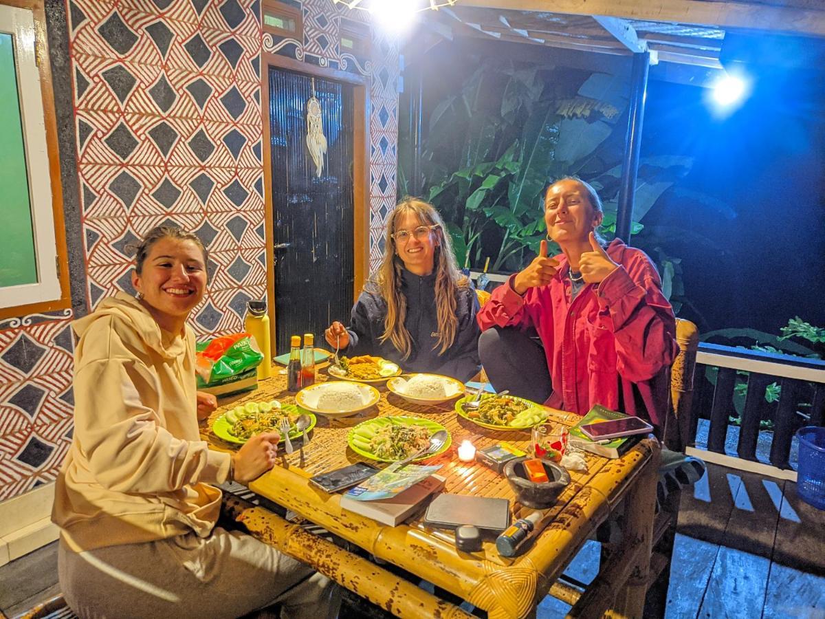 Tetebatu Mountain View Homestay Екстериор снимка