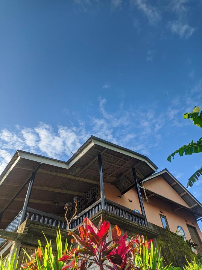 Tetebatu Mountain View Homestay Екстериор снимка